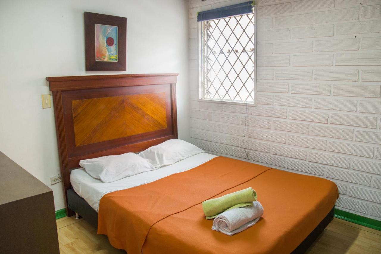 Spring City Hostel Medellín Exterior foto